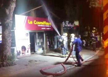 Princípio de Incêndio atinge loja de cosméticos no centrinho da Lagoa da Conceição