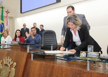 Câmara de Florianópolis tem a primeira mulher presidente da sua história