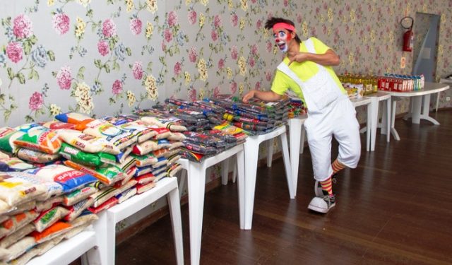 São José: Prefeitura vai doar uma tonelada de alimentos arrecadados por circo