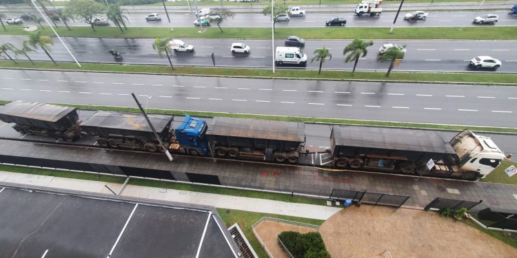 Carretas traziam 3 toneladas de drogas do Mato Grosso para Imbituba