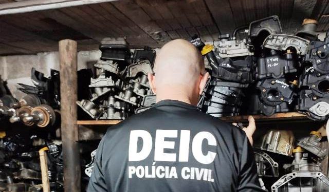 Polícia Civil combate comércio ilegal de peças e prende suspeito em São José