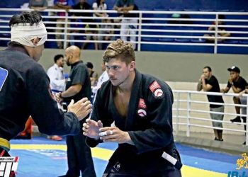 Lutador de jiu-jitsu de Florianópolis conquista dois ouros nos EUA