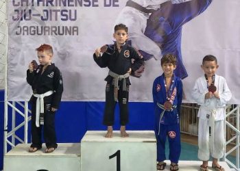 Prodígio do Jiu-jitsu, Benja Franzé representa SC e coleciona medalhas aos 7 anos