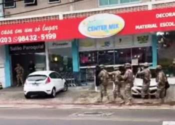 Bope realiza simulação de assalto a banco com reféns em São José