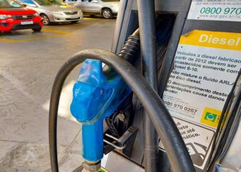 Procon identifica variação de R$ 0,20 no valor dos combustíveis em Florianópolis
