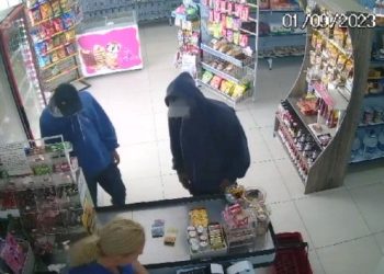 Vídeo flagra assalto a mini mercado em Tijucas