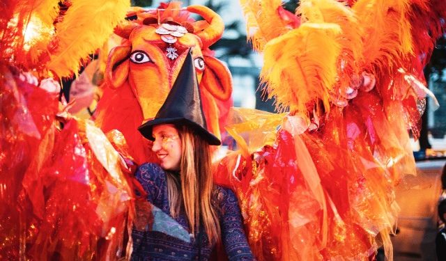 Praça XV vai sediar o 3º Grande Baile Místico no dia 29 de outubro