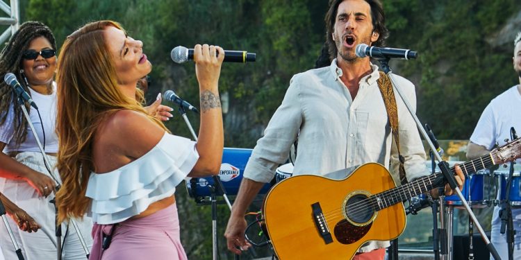 Dupla Claus e Vanessa vai gravar novo DVD em Santo Antônio de Lisboa