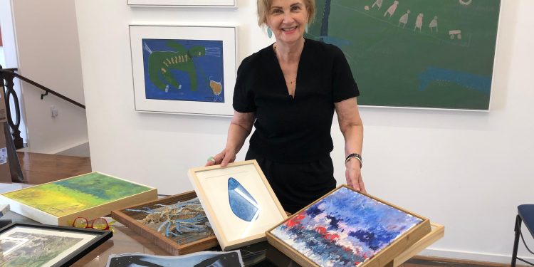 Exposição Mínimas, Múltiplas, Incomuns reúne trabalhos de 33 artistas na em Florianópolis