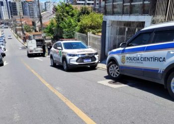 Morador de rua é encontrado morto nas escadarias da Monsenhor Topp