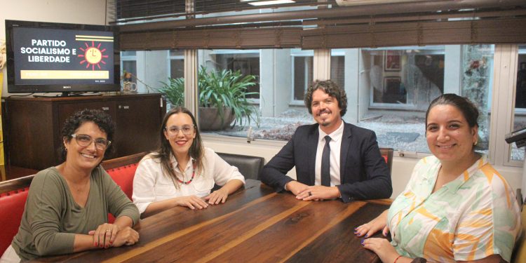 Em Florianópolis, Presidenta nacional do PSOL articula frente de esquerda na Capital