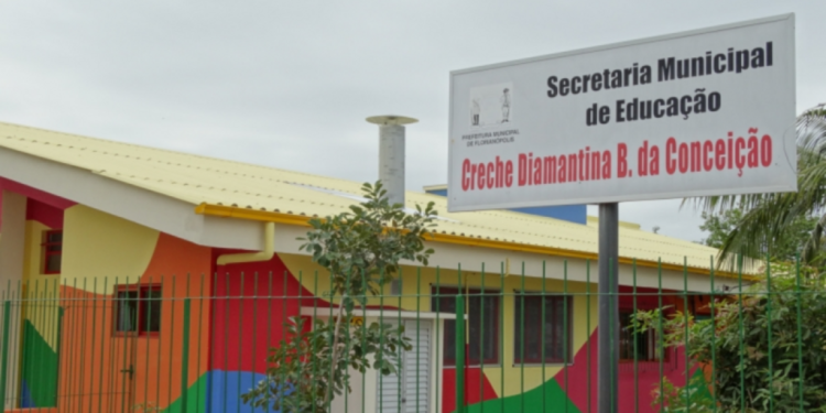Florianópolis: creche que atende 136 crianças é fechada após incêndio