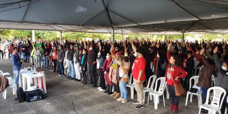 Servidores municipais de Florianópolis entram em greve nesta terça-feira