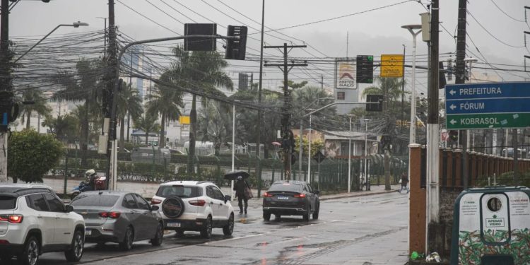 São José inicia construção da rotatória ao lado do Shopping Itaguaçu