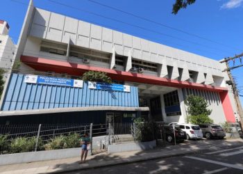 Pai vai à Justiça após ter medicamento para o filho negado em razão da greve em SC