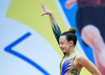 Atleta catarinense conquista o Sulamericano de Ginástica Aeróbica em Aracaju