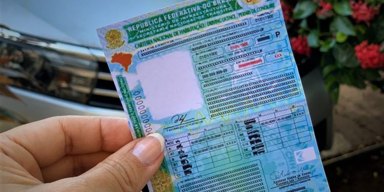 Programa do Detran-SC possibilitará emissão gratuita da carteira de habilitação
