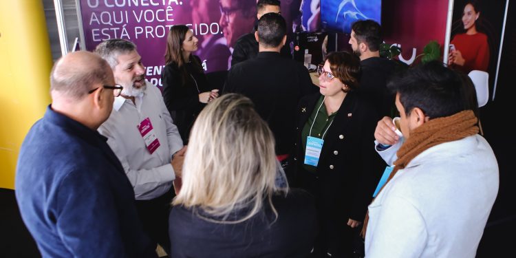 Feira de Negócios impulsiona projetos como vitrine para serviços e empresas