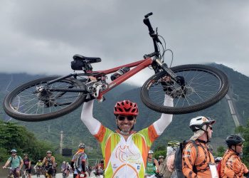 Morre no hospital ciclista atropelado na SC-401 no domingo