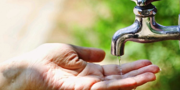 Bairros em Florianópolis e São José ficam sem água nesta terça; saiba quais