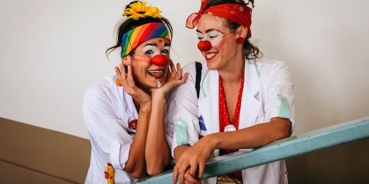(A)Gentes do Riso encerram temporada da alegria no Hospital Infantil