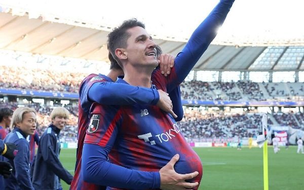 Zagueiro formado no Figueirense fecha tempoirada no Japão com vitória e gol marcado