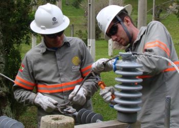 Celesc é condenada a indenizar consumidores em Garopaba