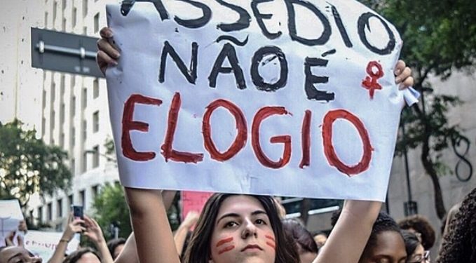 Saiba como identificar situações de assédio durante o Carnaval