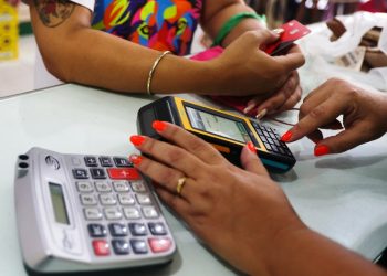 Mulheres conquistam mais espaço no mercado de trabalho em Santa Catarina
