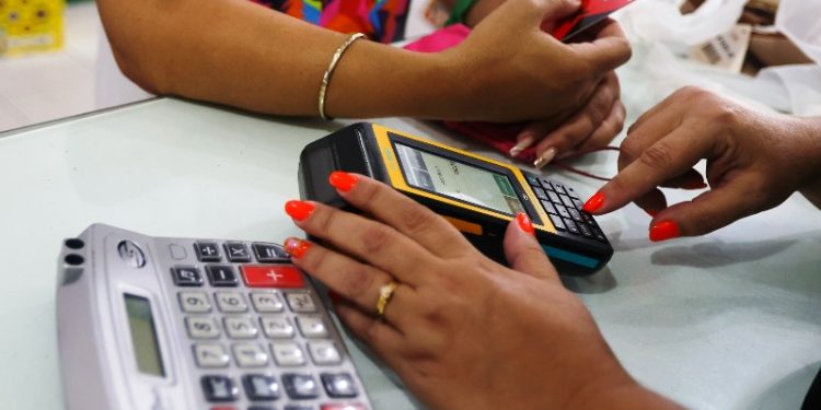 Mulheres conquistam mais espaço no mercado de trabalho em Santa Catarina