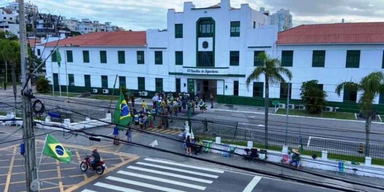 Estudante de Floripa obtém na Justiça dispens do serviço militar por motivos religiosos