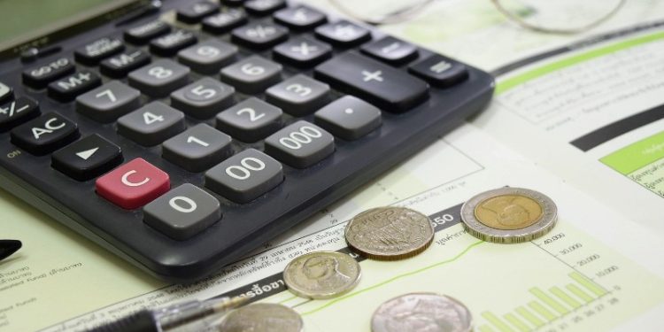 Planejamento financeiro pode prevenir problemas de saúde causados por dívidas