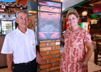 Consideradas em extinção, embarcações baleeiras ganham mostra fotográfica em Florianópolis