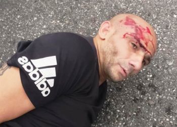 Ladrão rouba carro com criança dentro mas bate em poste e acaba preso