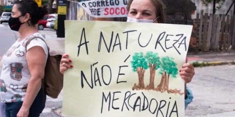 Vara Ambiental nega continuação das obras de loteamento em Florianópolis