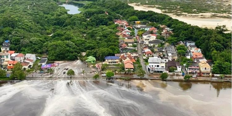 Morador será indenizado por rompimento de reservatório em Florianópolis