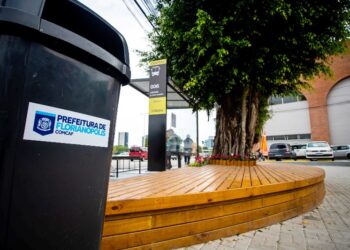 De cara nova, Praça da Prainha ganha espaço para eventos