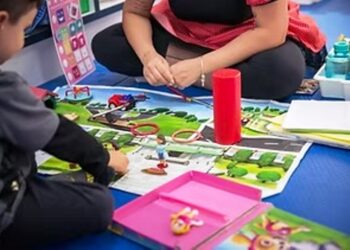 Especialista dá 10 dicas para pais em busca de clínicas para neurodivergência e autismo