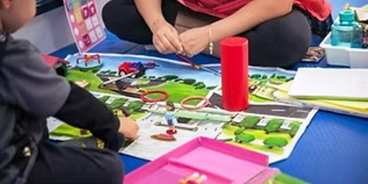 Especialista dá 10 dicas para pais em busca de clínicas para neurodivergência e autismo