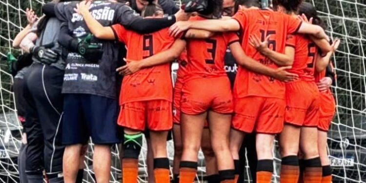 Clube de futebol que já disputou a Série A em SC pod ter que mudar de nome