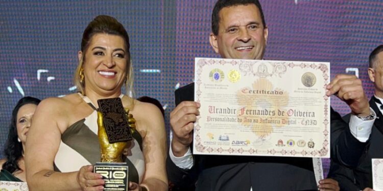 Urandir é homenageado em noite de gala no Copacabana Palace