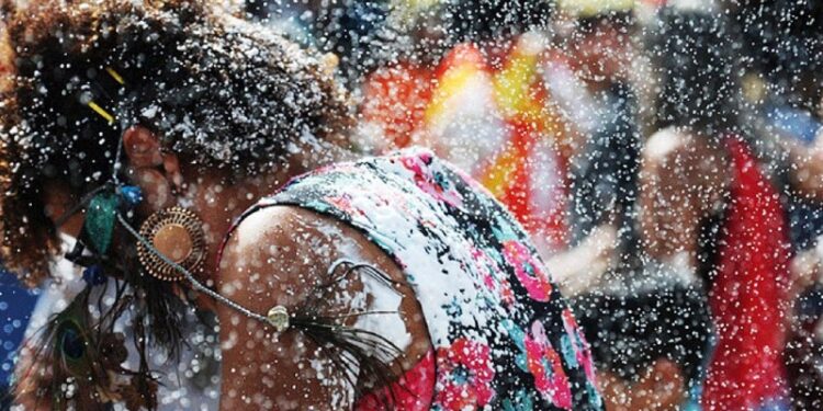 Carnaval terá variação de temperaturas e temporais em Santa Catarina