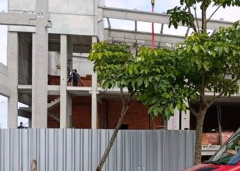 Trabalhador sofre queda de cinco metros de prédio em construção em Biguaçu
