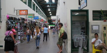 Comércio catarinense começa o ano com crescimento de 4%, aponta IBGE