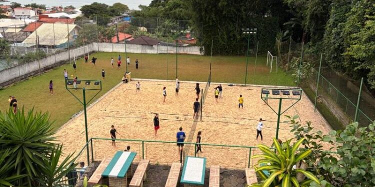 Novo espaço conta com oficinas esportivas, culturais e educacionais no contraturno escolar