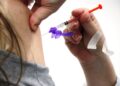 Postos de saúde abrem para vacinação contra a gripe em Florianópolis neste sábado
