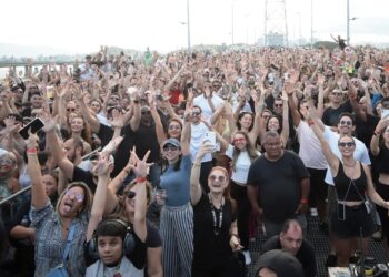 Florianópolis recebe evento de música eletrônica na cabeceira da Ponte Hercílio Luz