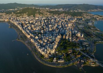 Florianópolis aposta em incentivos fiscais e inovação para atrair empresas