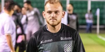 Ex-Figueirense Julio Rusch supera os 200 jogos como profissional e projeta sequência da carreira