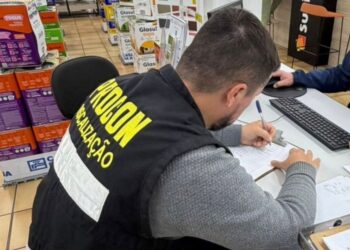 Procon fecha cerco contra aumento abusivo de materiais de construção após granizo